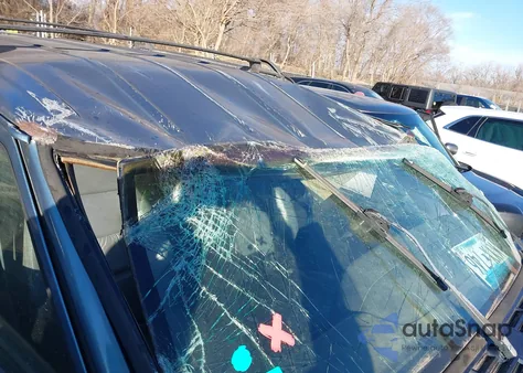 1999 Jeep Cherokee Classic/Sport z USA, uszkodzony, nr VIN 1J4FF68S4XL548622